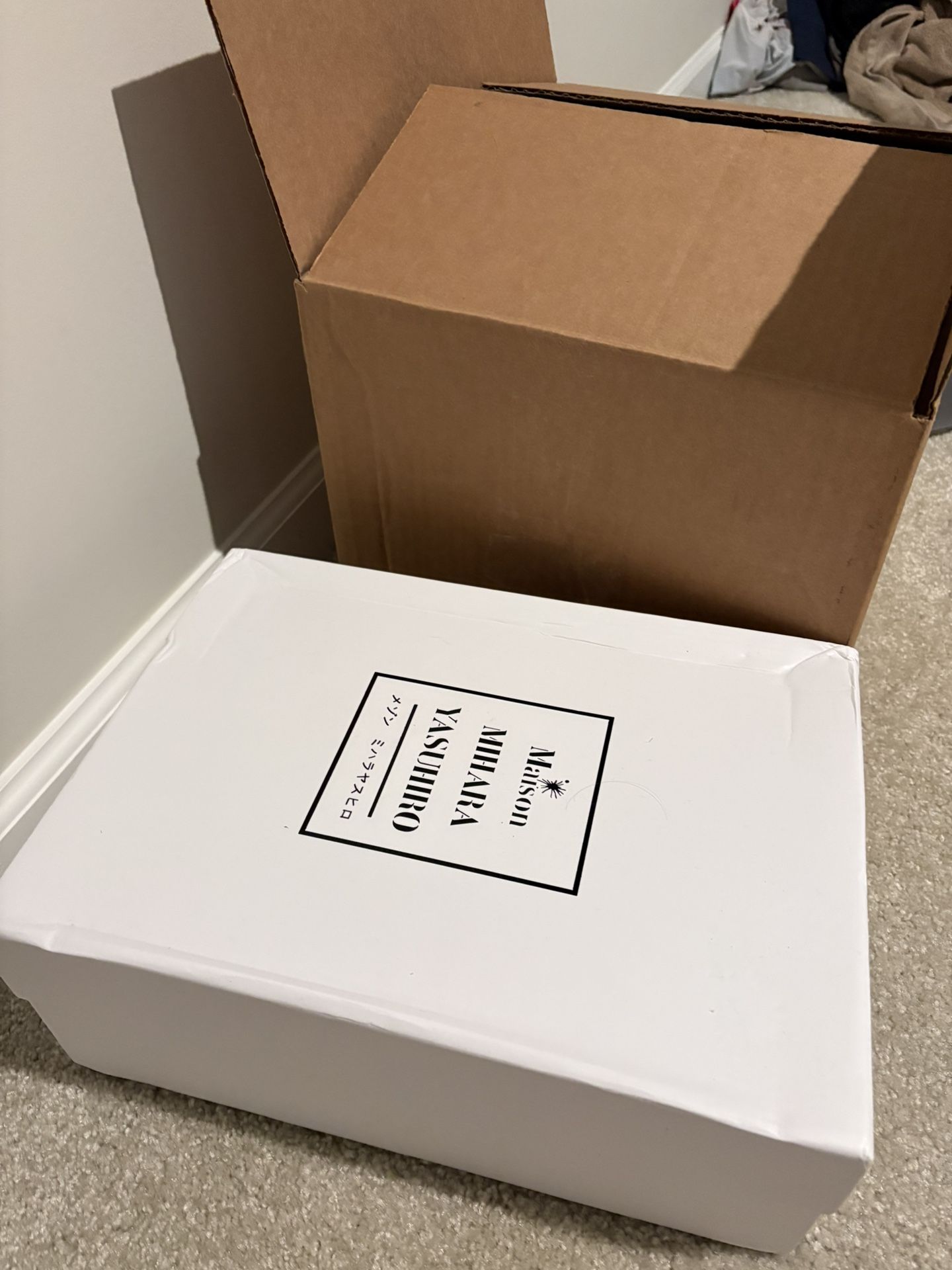 black maison miharas 