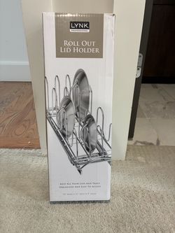 Roll out lid holder