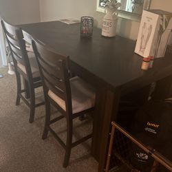 Beautiful Wood Dining Table 