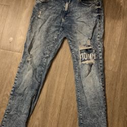 tommy hilfiger embroidered jeans