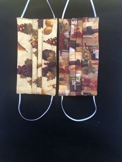 Set of 2 multifunctional face masks with nose wire . 100 % cotton.