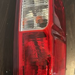Nissan frontier driver side tail light for Nissan frontier 2021 2025