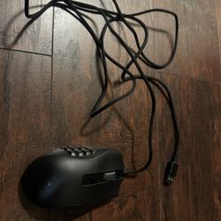 Razer Naga X Wired MMO Gaming Mouse: 18K DPI Optical Sensor