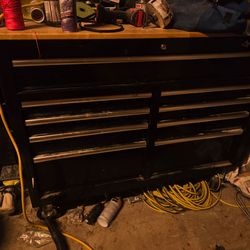 Tool chest