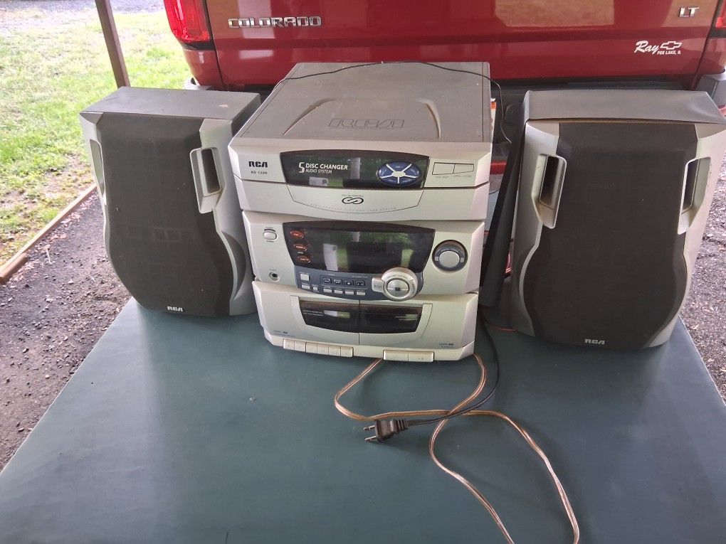 Radio & Speakers