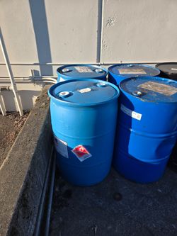 55 gallon Plastic barrel