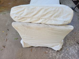 Curb Alert- free ikea chase lounge