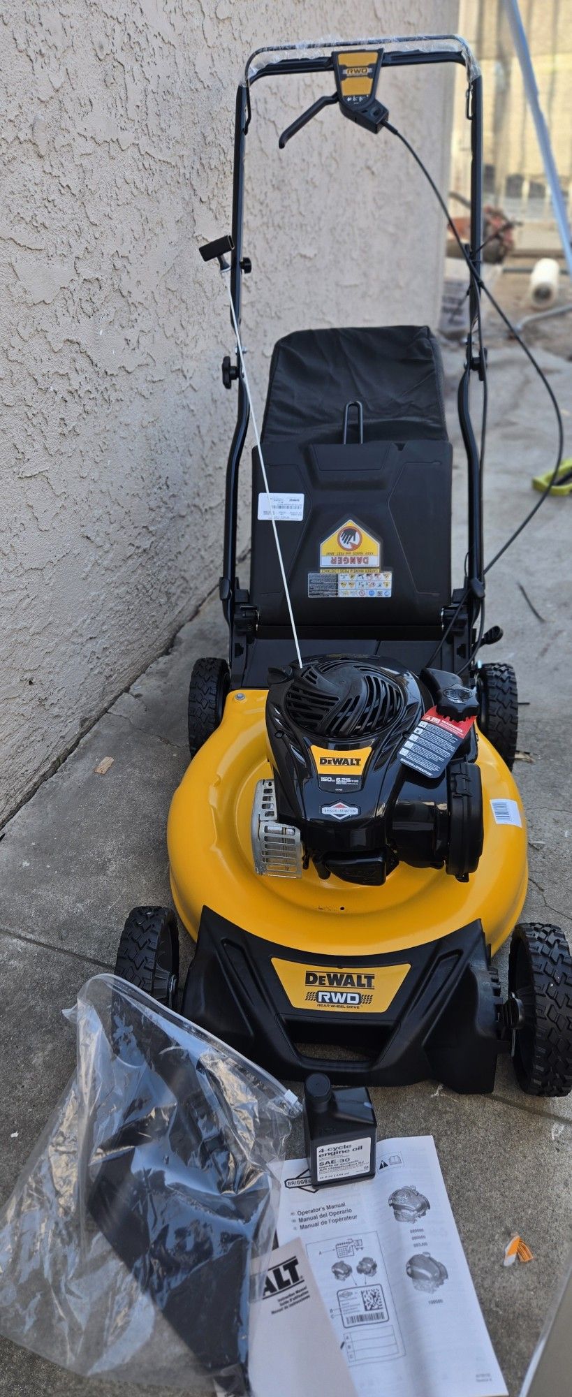 Podadora Dewalt Gas Self Propelled