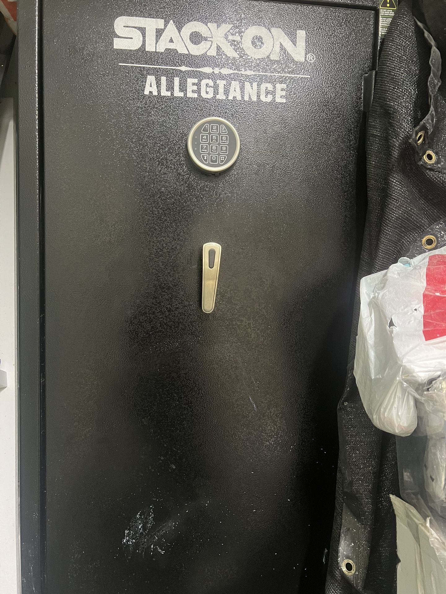 STACK-ON ALLEGIANCE GUN SAFE