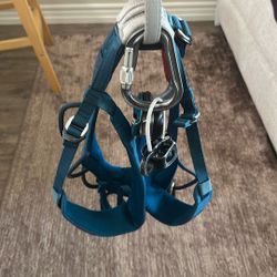 Climbing Harness W/atc and Gri Gri