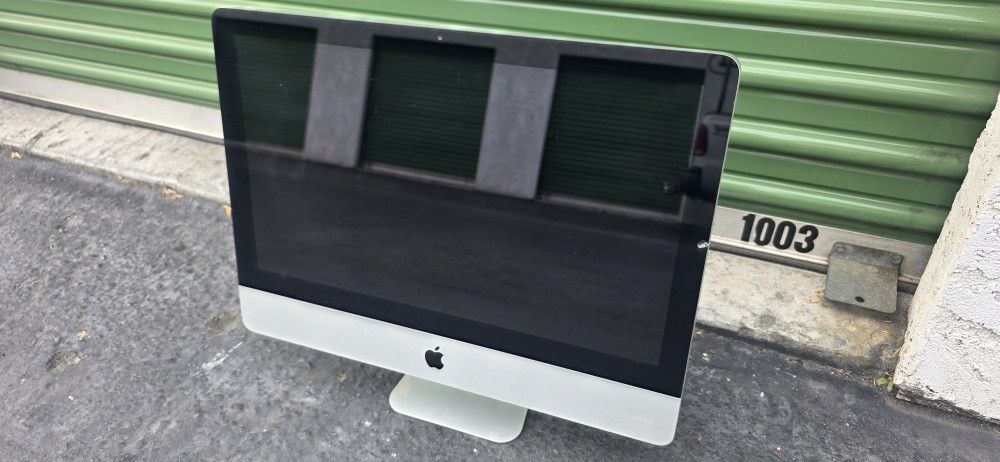 Apple Monitor