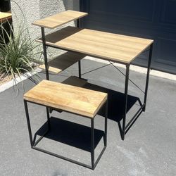 Vanity W/Stool & Shelves