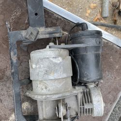 Load Leveler Air Compressor W/ 4 Electric Connection  Ok Read Ad ! Works Makes air ! 