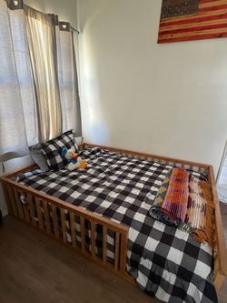 Floor bed. Full size. Wood