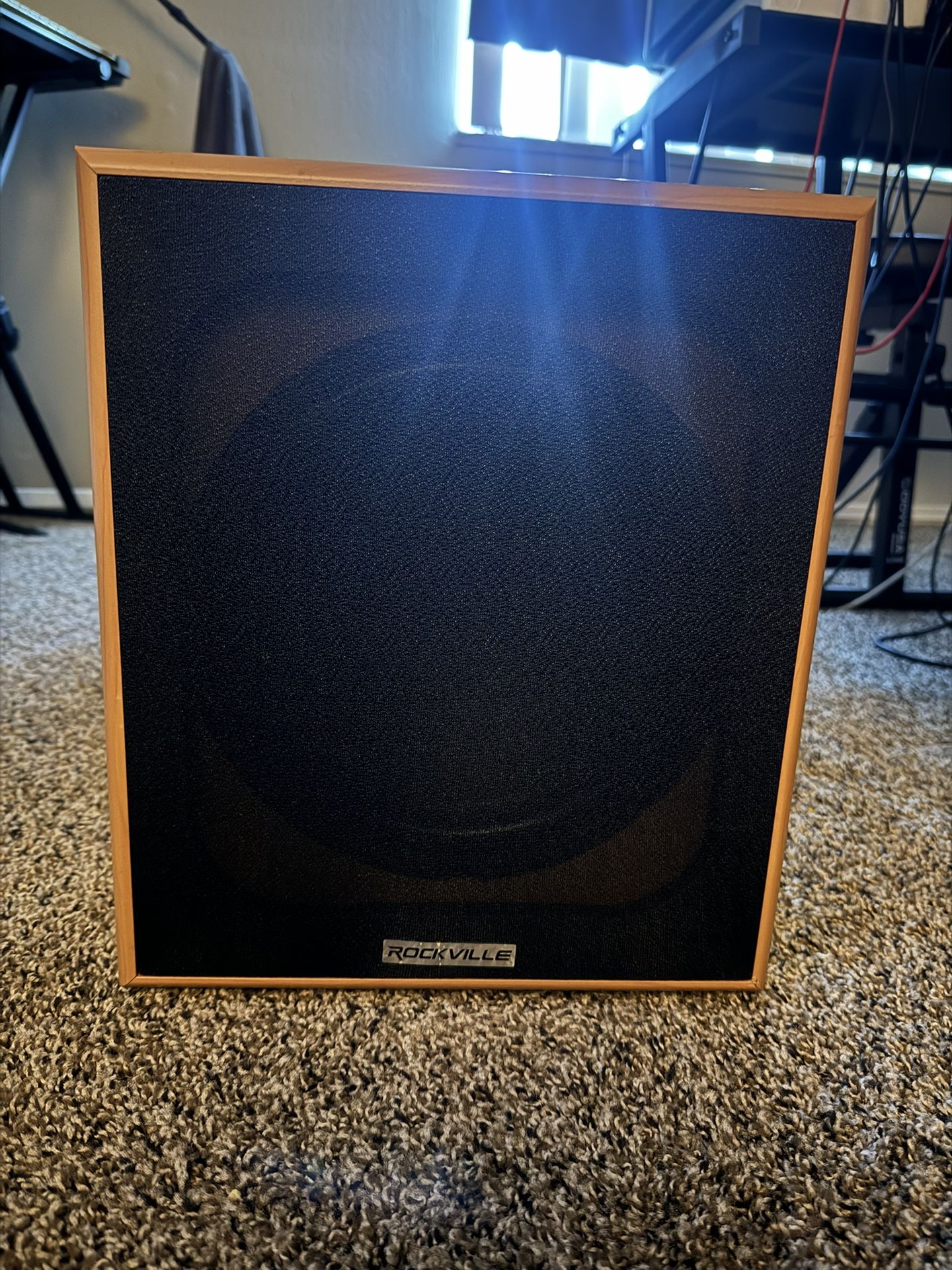Rockville Rock Shaker 10"" Inch Wood 600w Powered Home Theater Subwoofer Sub, Rock Shaker 10 Wood