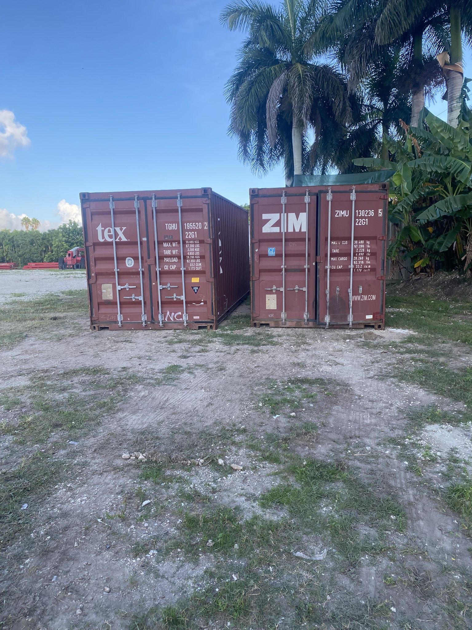 STORAGE CONTAINERS/ CONTENEDORES