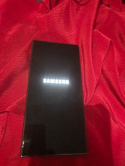 Galaxy S24 Ultra 256GB  blokeado T-Mobile en buenas condiciones bloqueso por la compañía