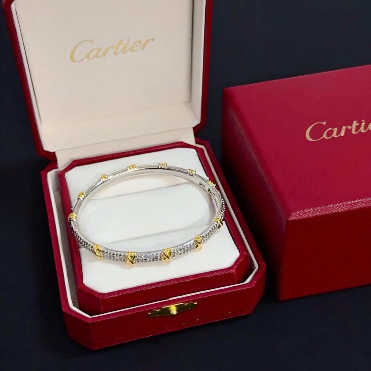 Diamond bracelet