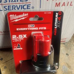 Milwaukee m12 battery 