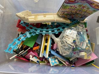 Lego friends LOT 15 Pounds