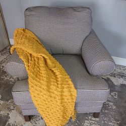 Houndstooth Living Room Arm Chair 