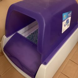 ScoopFree Auto Cat Litter Box With 2 Extra Refills