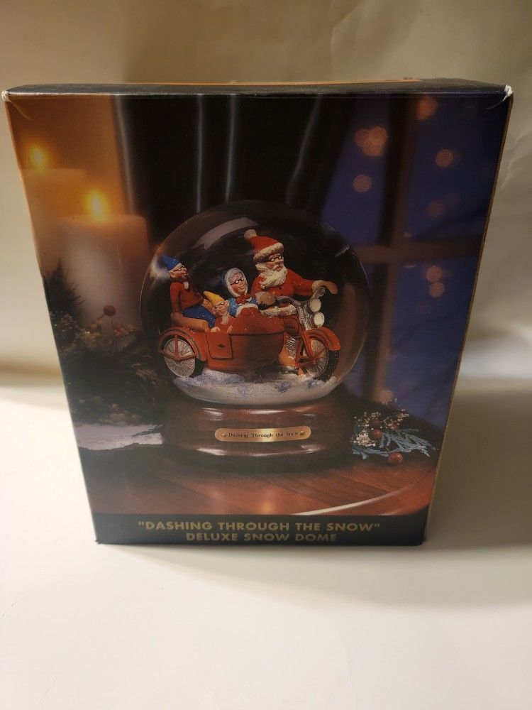 VTG HARLEY DAVIDSON MUSICAL SNOW GLOBE DASHING THROUGH THE SNOW SANTA