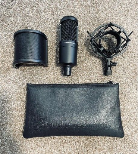 Microphone AT2020