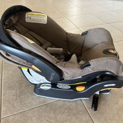 Chicco KeyFit Infant Car Seat and Base 