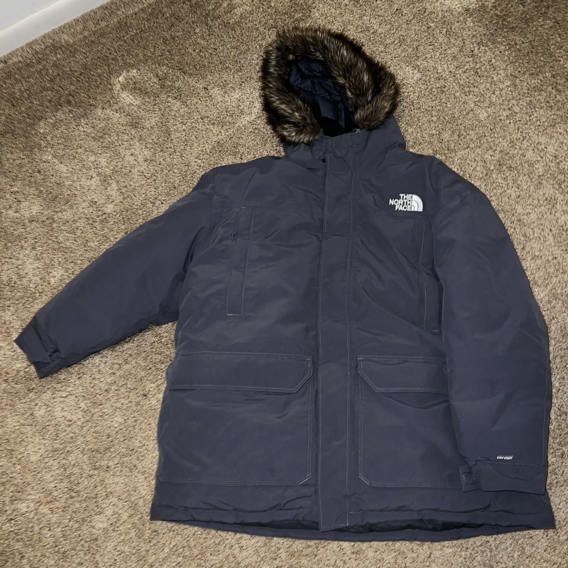 The North Face Men’s 5XL McMurdo Down Parka- 550 Fill. 