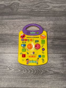 Vintage 2000 Mattel Sesame Street Giggle Sound Station Toy Elmo Ernie Zoe Works