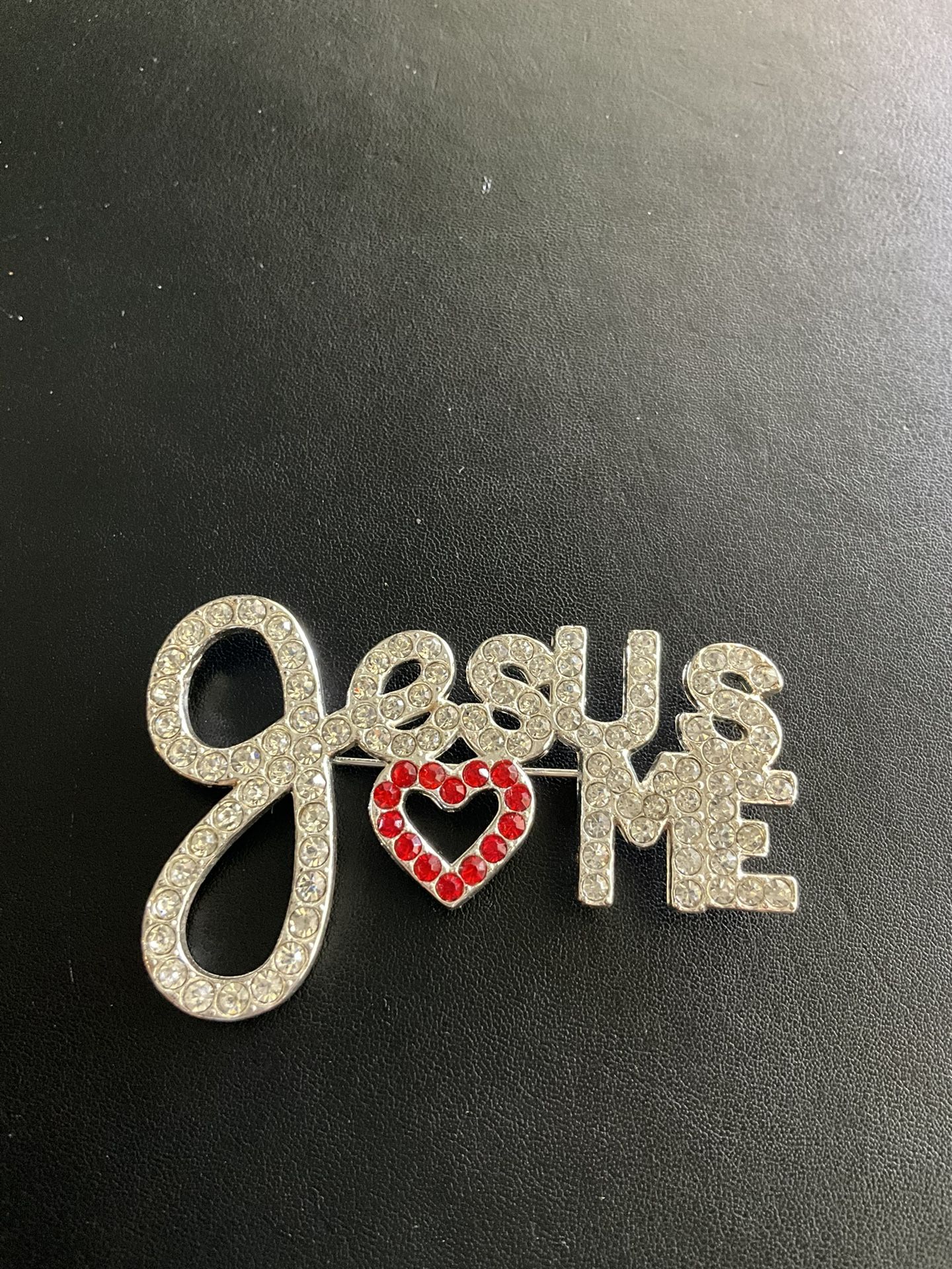 Large Silver Tone Clear & Red Rhinestone Brooch Pin That Says “Jesus Loves Me”