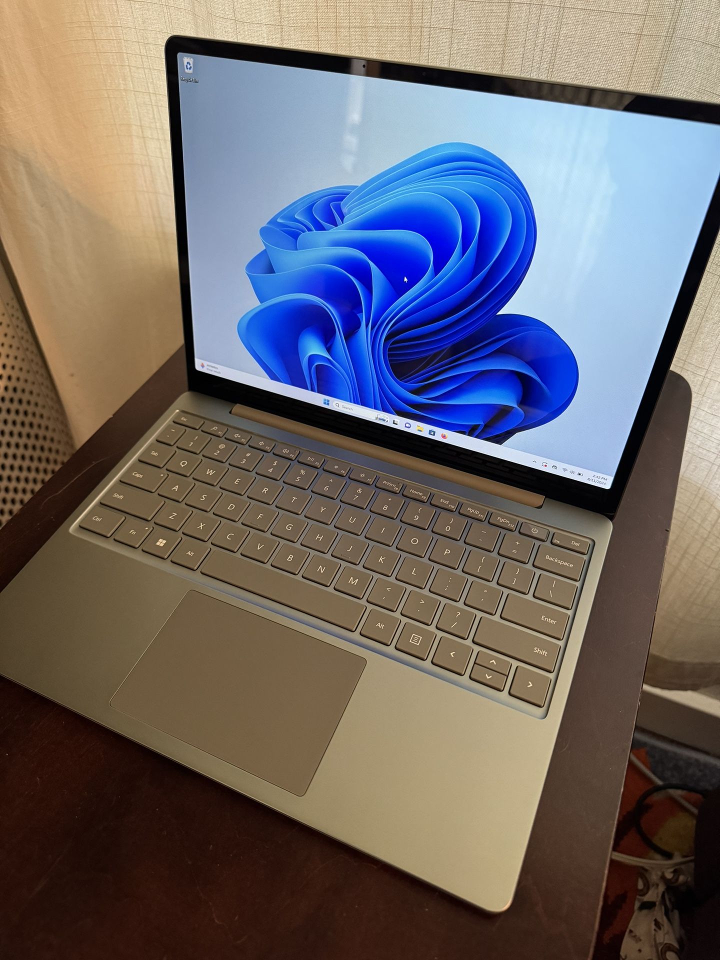 Surface Laptop Go 2