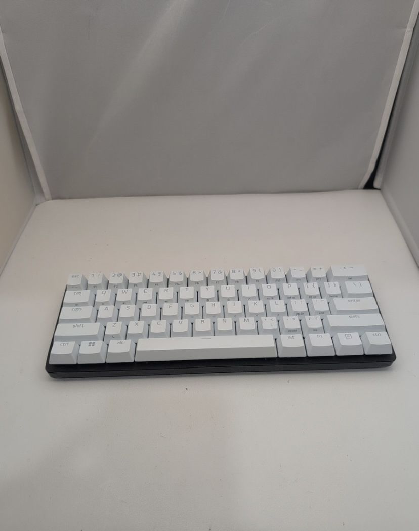 Razer Huntsman Mini 60% Gaming Keyboard RGB Lighting