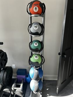 Medball Tree & medicine Balls