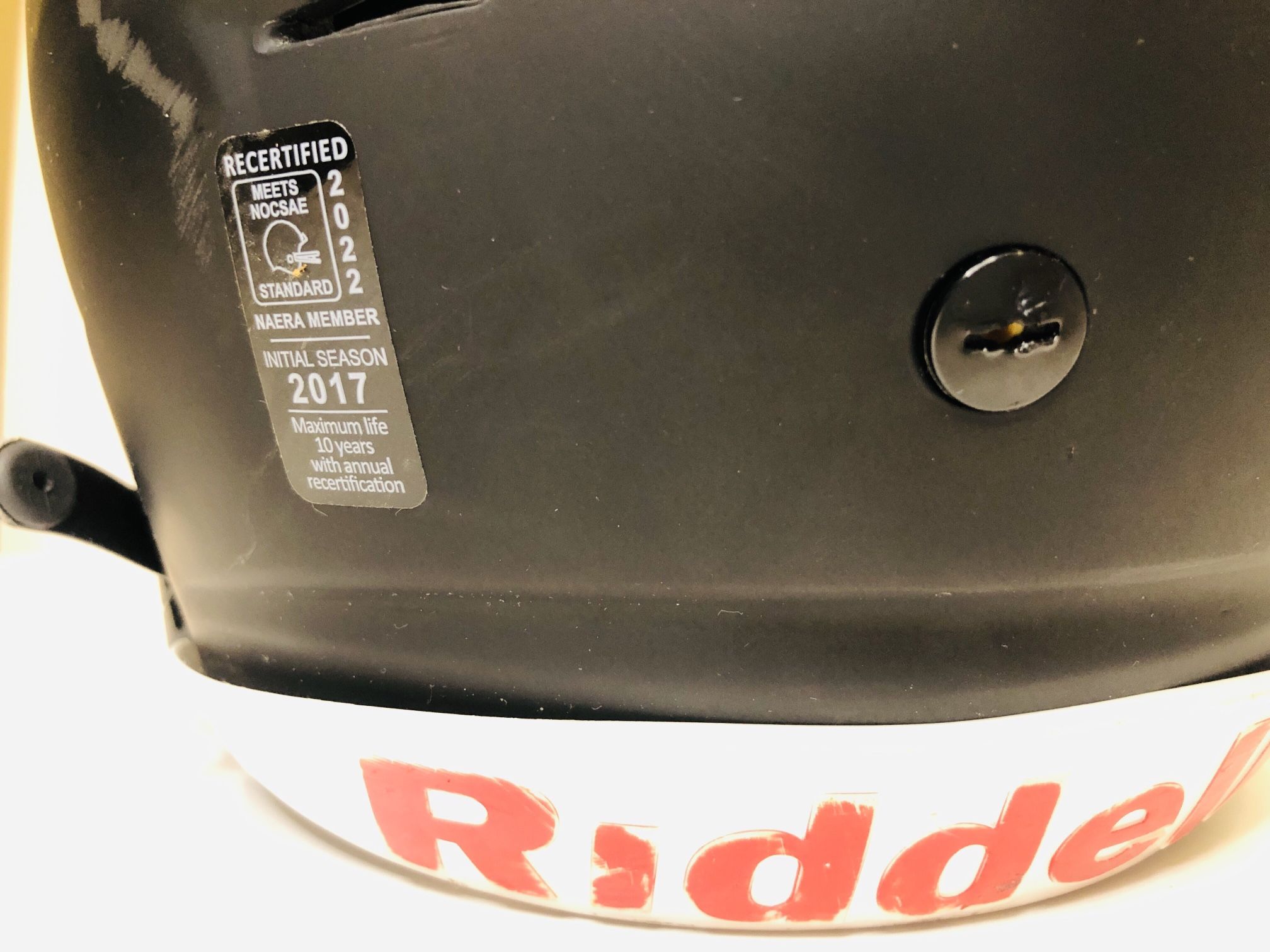 2022 Recertified Adult Medium Black Matte Riddell Speedflex Football