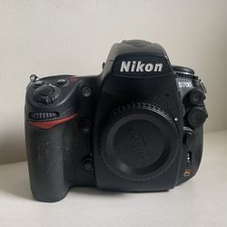 NIKON D700 FX-FORMAT CMOS DIGITAL SLR CAMERA 