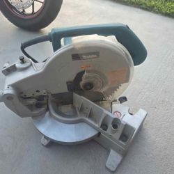 Makita Miter Saw