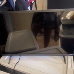 Vizio Smart Cast TV 32 Inch 