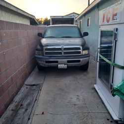 2000 Dodge Ram