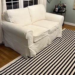 Loveseat 