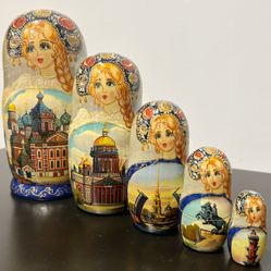 Vintage Russian Matryoshka Nesting Doll