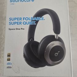 Soundcore Space One Pro