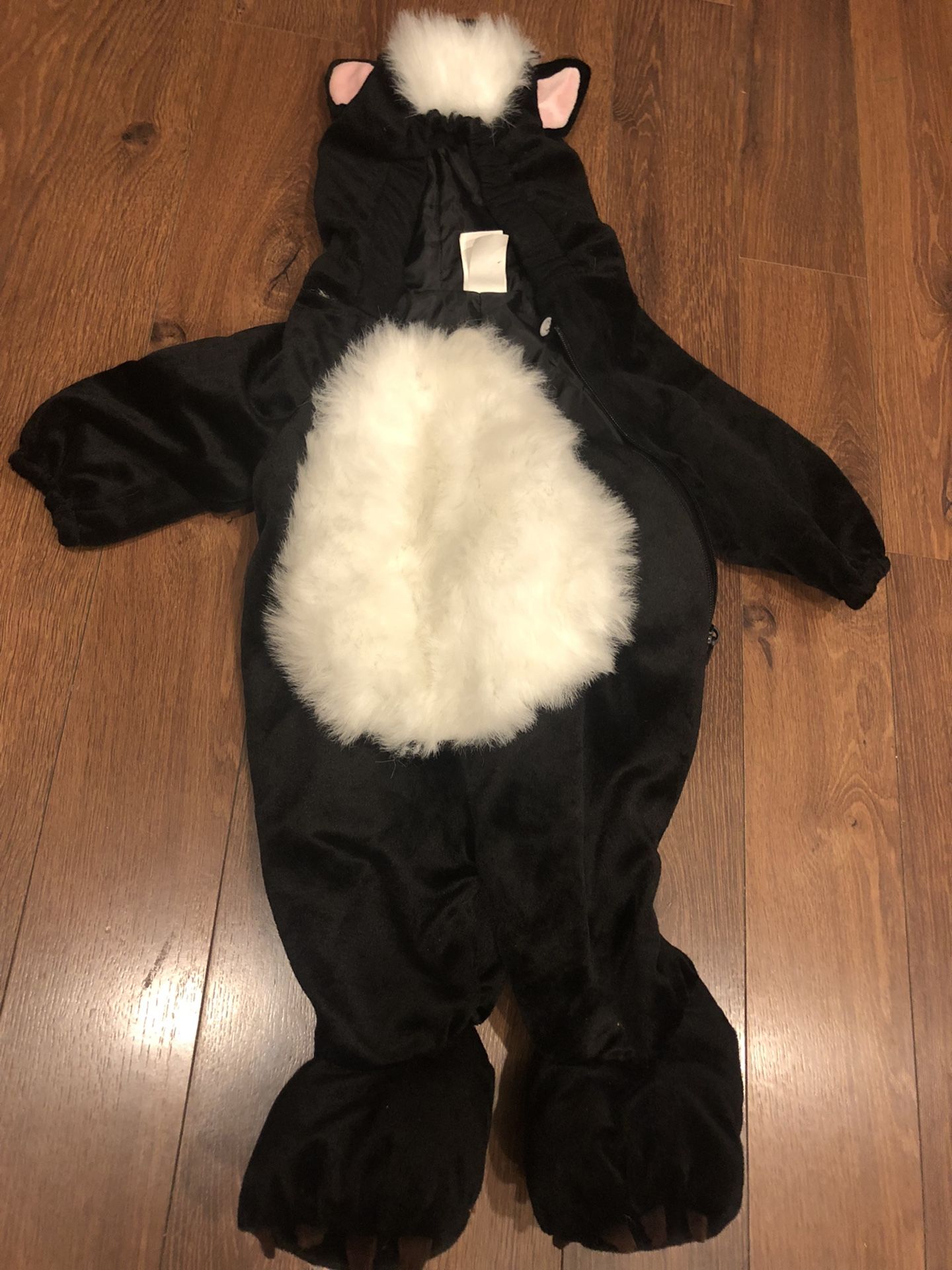 New Little stinker Skunk Costume - Baby Size 6-12 Months 
