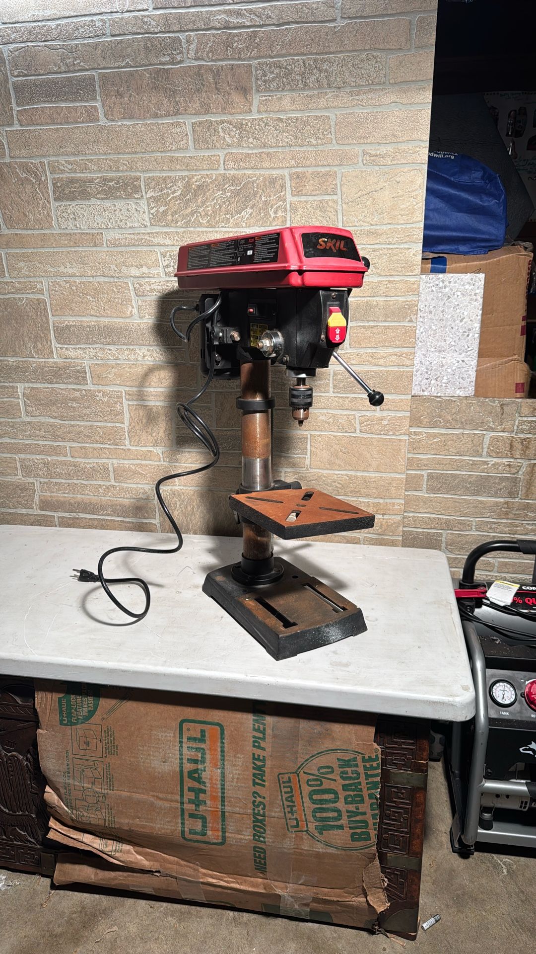 SKIL 3320, 10” 254mm Bench Top Drill Press 120v-60Hz 3.2A