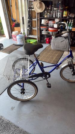 Blue, Mantis tricycle medium size