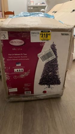 Basically Brand New Christmas Tree 9ft Adjustable 