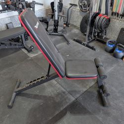 Adjustable Weight Bench - Like New, Incline/Flat/Leg Rollers