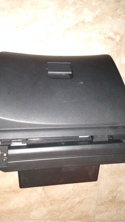 2019 Sentra glove compartment