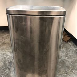 Large Trash Can /Bote De Basura Stainless Steel Grande 